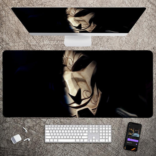 Mouse pad gamer Máscara Jhin en uso